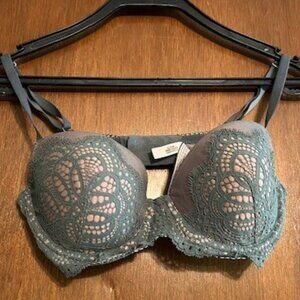NWOT Victoria's Secret lace bra 34D dark grey/army green